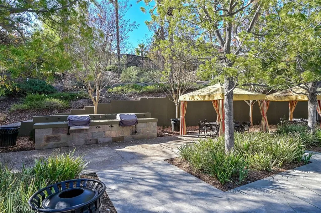 9141 Filaree Court, Corona, California 92883 home-pic-41